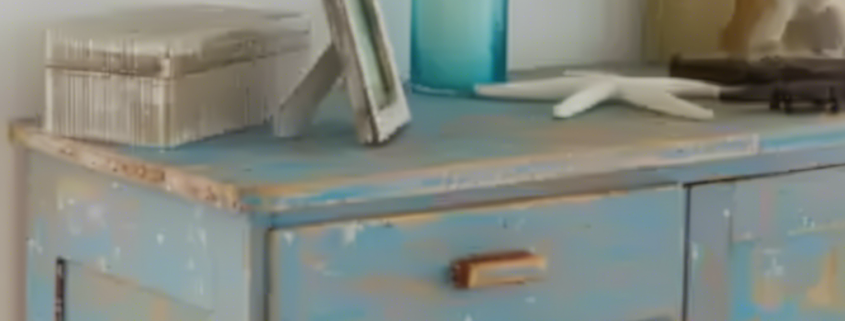 Как да превърнете старите мебели във винтидж?